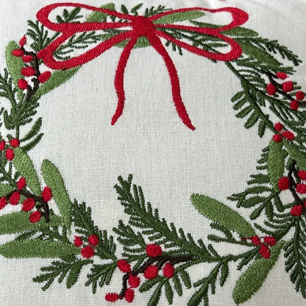 Park Designs Christmas 10” square accent pillow. Cream w/red and green wreath.